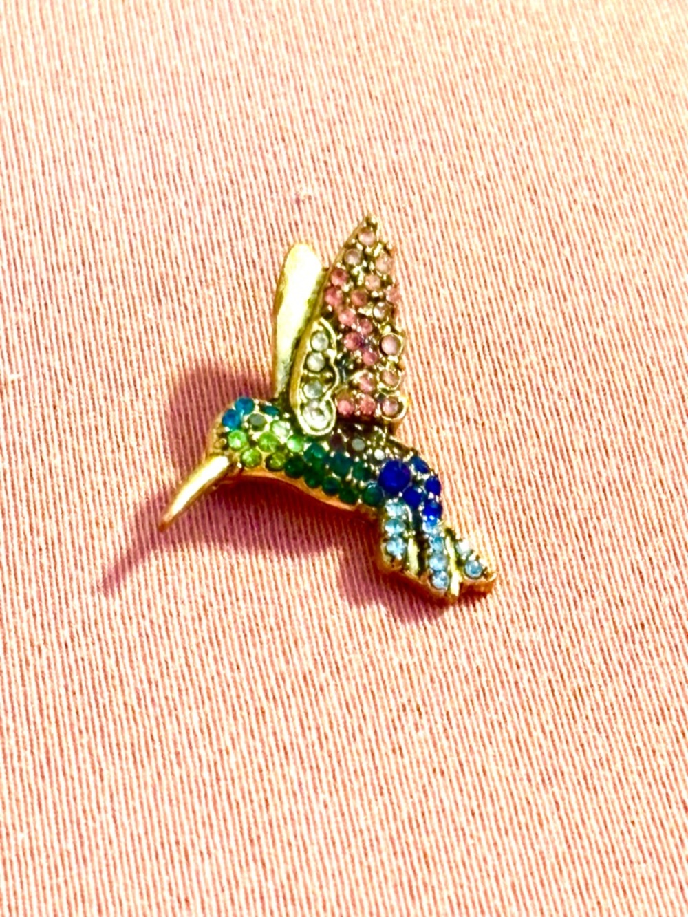 Vintage estate saleHummingbird brooch with Multicolor Crystals